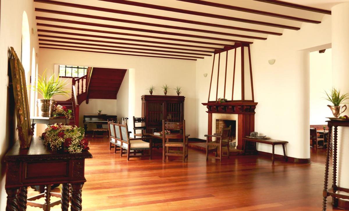 Hotel Boutique El Libertador Zipaquira Bagian luar foto