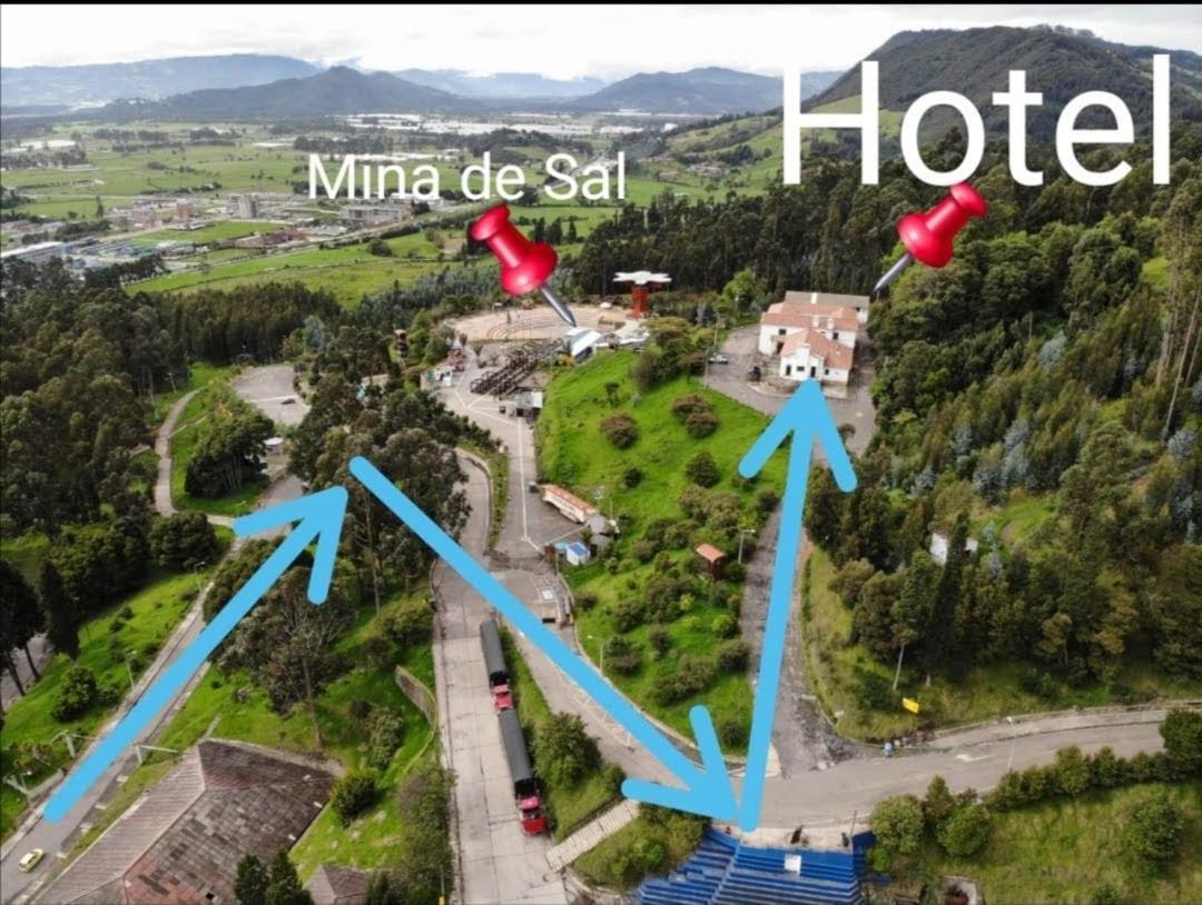 Hotel Boutique El Libertador Zipaquira Bagian luar foto